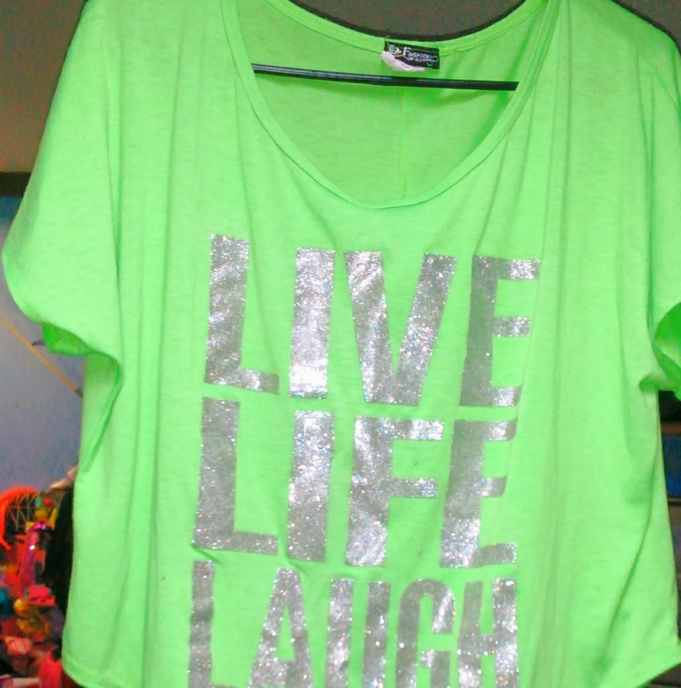 NWT  "Live Life Laugh" Crop Top